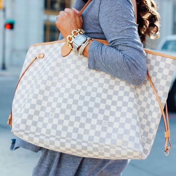 Louis Vuitton Handbags - 💎✨Authentic✨💎Louis Vuitton Neverfull Tote Bag